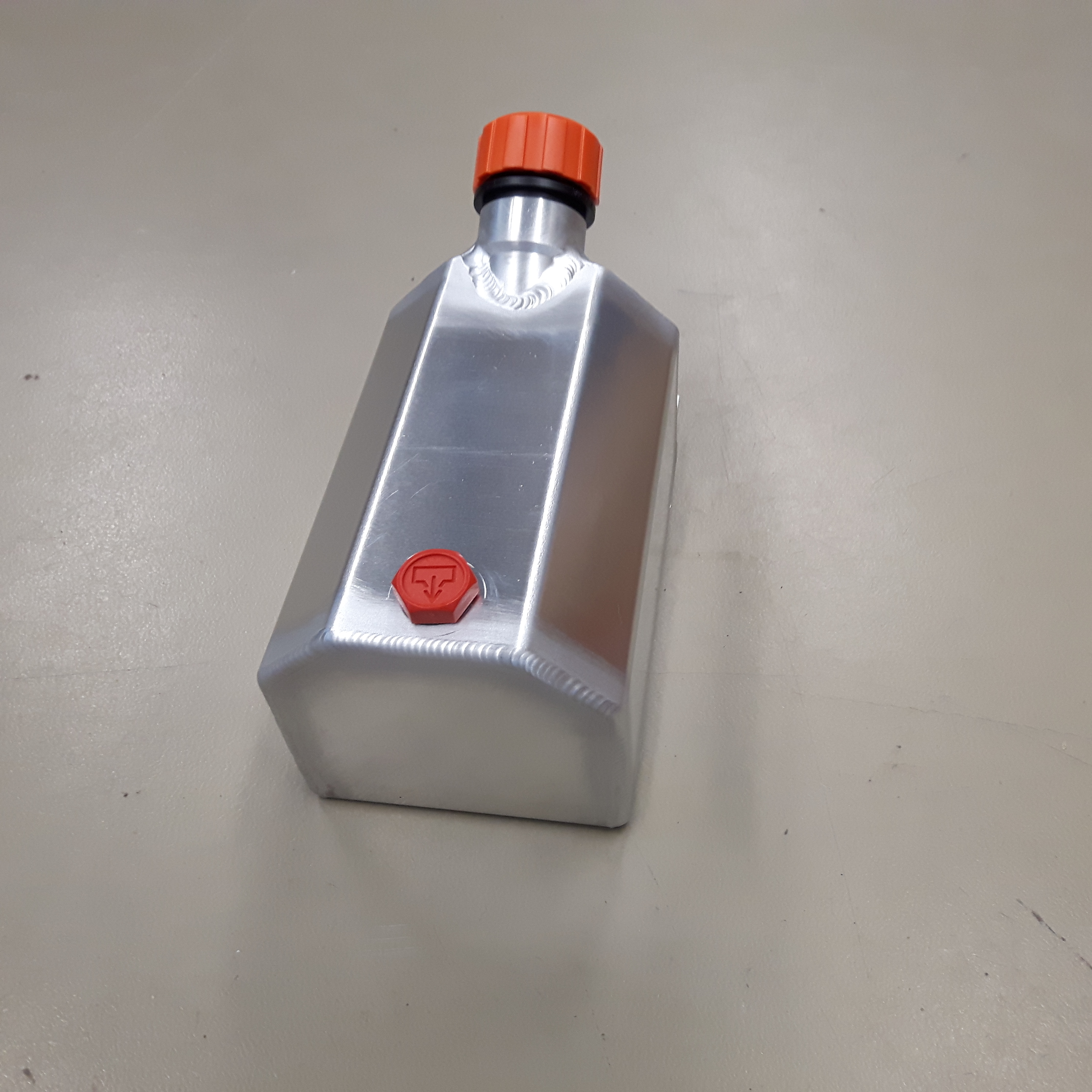 aluminium olie catchtank 1 ltr