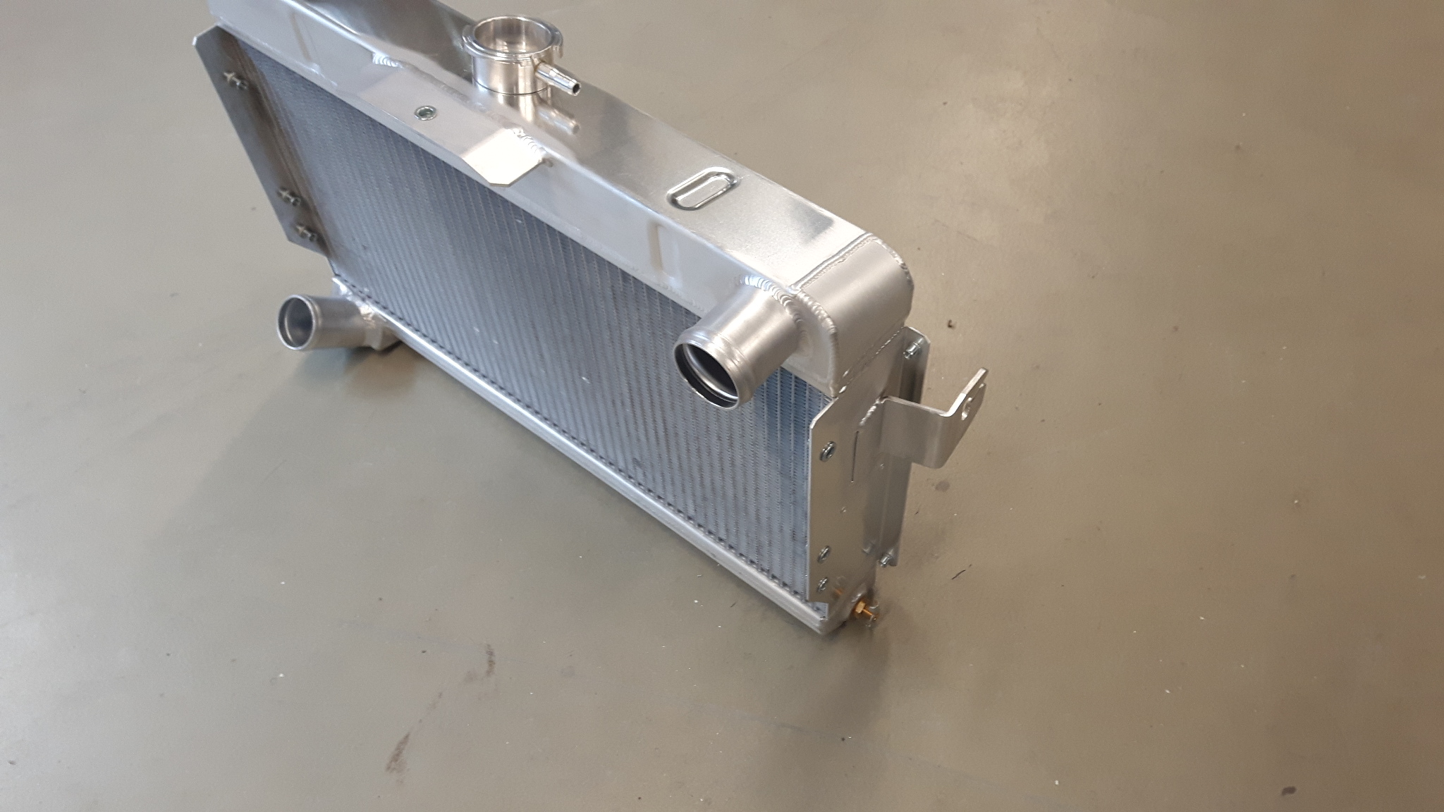 Ds1 Radiator Radiateur speciaal Citroën DS 1970-1974 !!!! - Performance-Parts.eu
