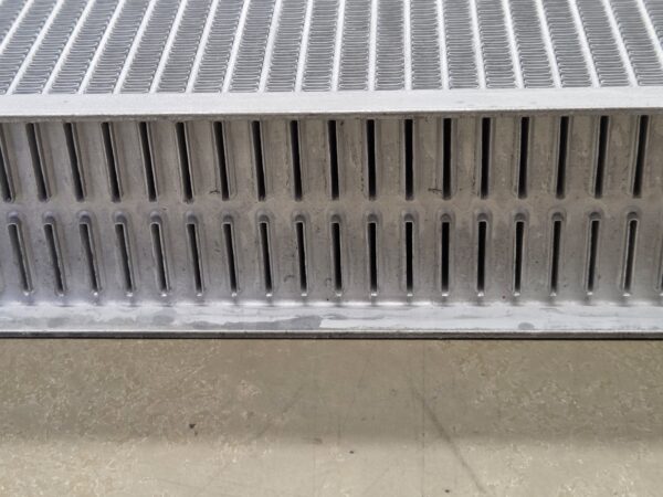 Aluminium high performance cooling core Radiator 580 x 426 x 45 mm