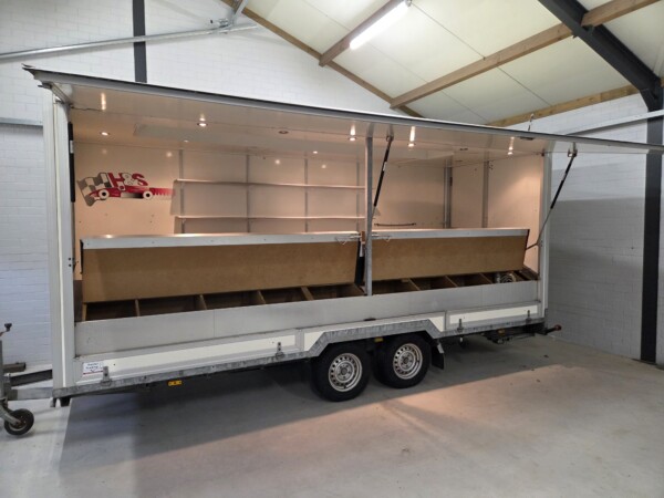 Verkoopwagen / Marktwagen