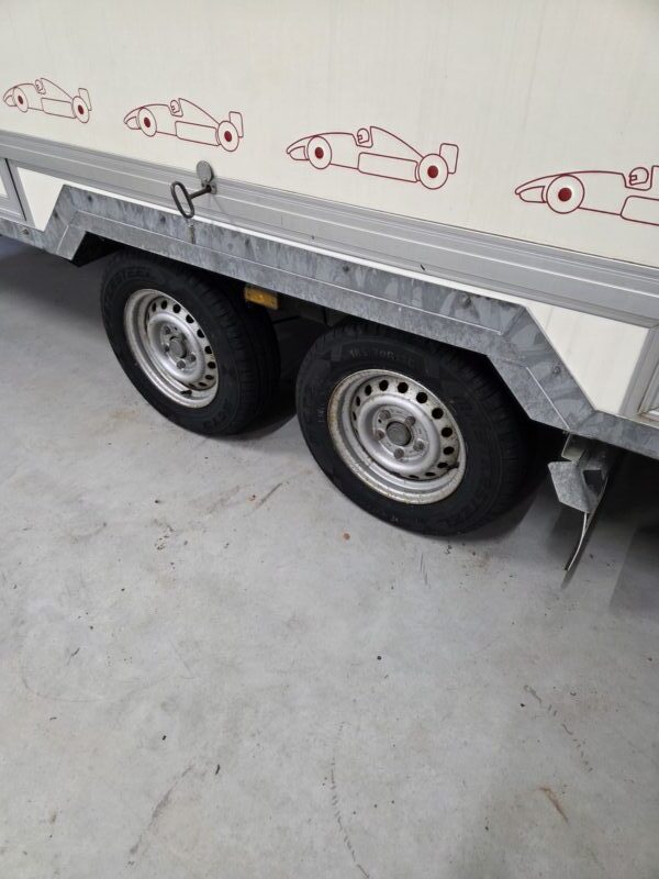 Verkoopwagen / Marktwagen