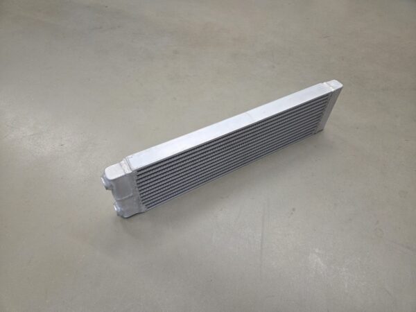Universal ölkühler 635 x 160 x 40 mm