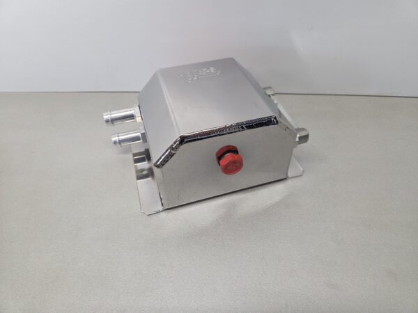 Universele alloy chromed oil catchtank 1,0 ltr fittings Ø 13 mm / left