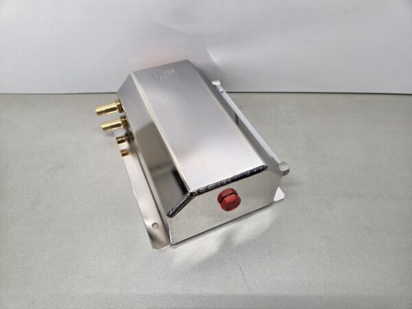 Universele alloy chromed oil catchtank 2,0 ltr fittings Ø 13 mm / left