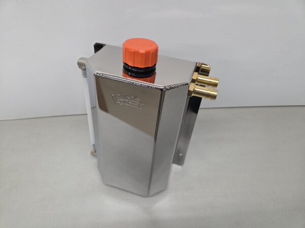 Universele aluminium olie catchtank 2,0 ltr aansluitingen Ø 13 mm / rechts verchroomd.