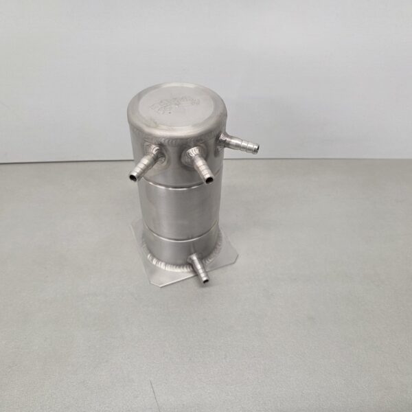 Auluminium fuel catchtank 9 mm / height 170 mm / bottom plate