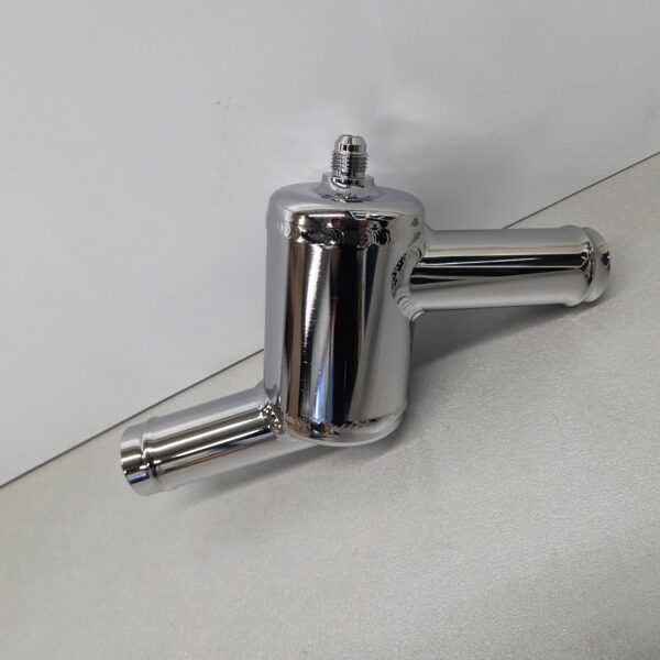 Aluminium swirl tank chrome dash 6