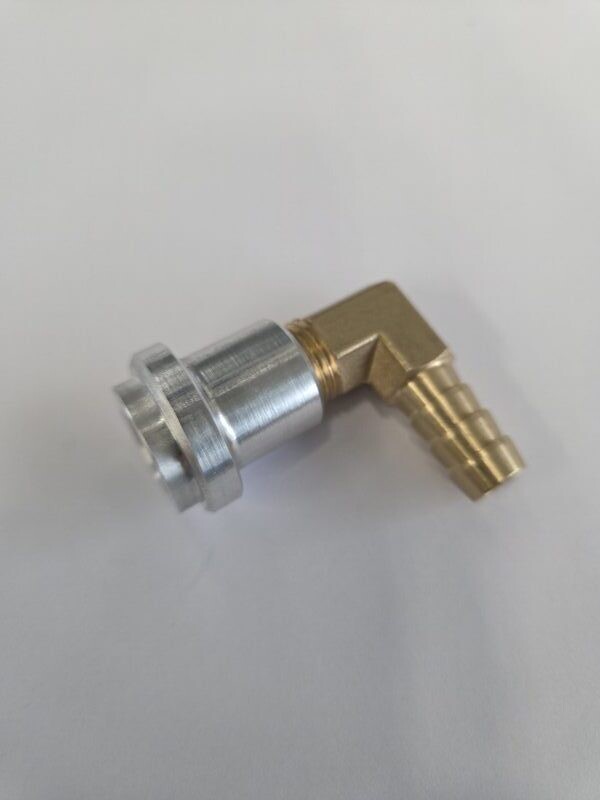 20260806_074015 Brass right-angle 90 degree hose barb for 8 mm ID hose, 1/4″ NPT thread + alu thread bush.