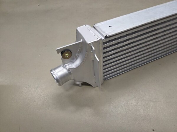 20260914_071552 Performance Infiniti 2011 S51 intercooler !!!!!!
