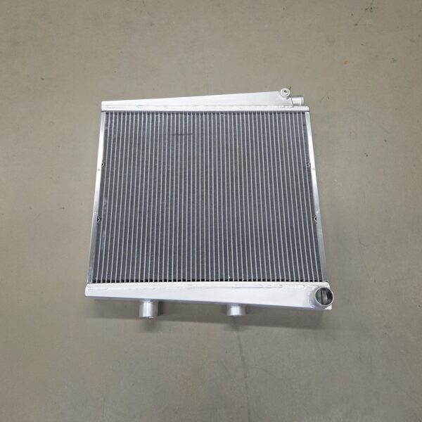 20261015_082754 Radiateur BMW M3 - E30 DTM uitvoering